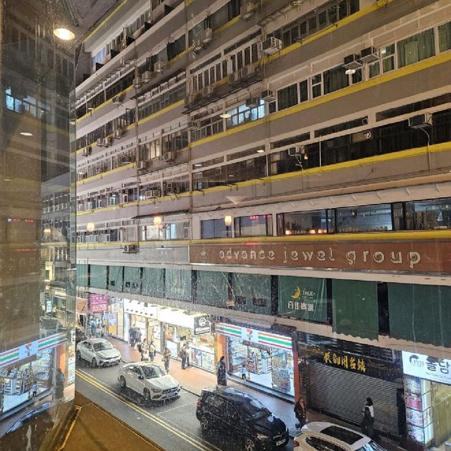 懷舊酒店的半價自助晚餐