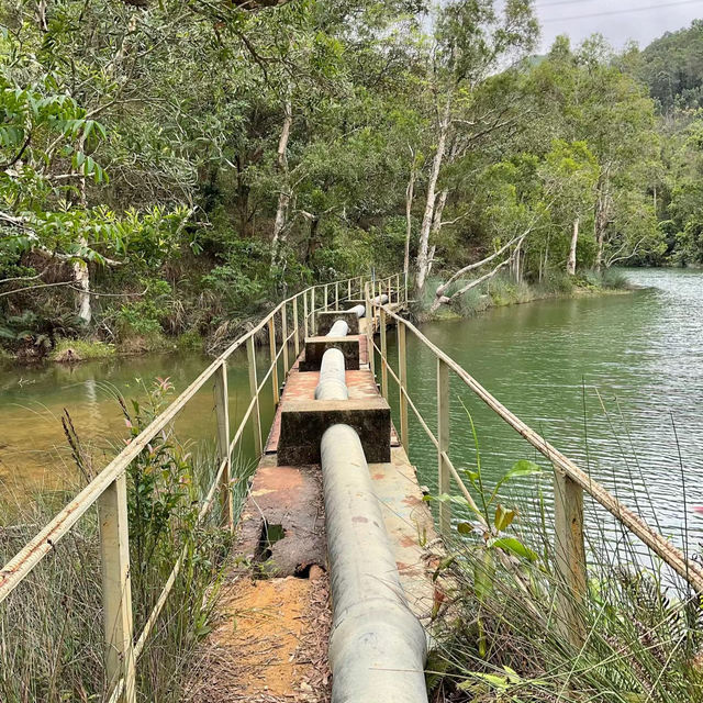 澳門水塘遠足徑：湖泊倒映翠綠山巒，感受澳門獨特魅力
