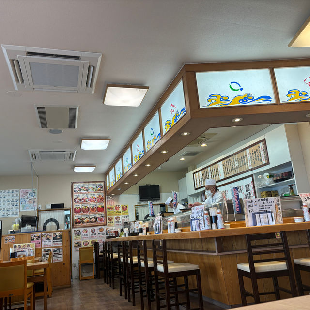 【食べ歩き】茨城 日立 道の駅日立おさかなセンター 産直価格の新鮮な魚介類がお腹いっぱい食べれます