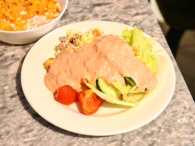 가성비 굿, 위치도 굿 !! 호텔 참참 Hotel Cham Cham