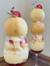【福岡カフェ】桃のパフェがインパクト大