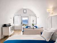 Luxury Stay in Santorini