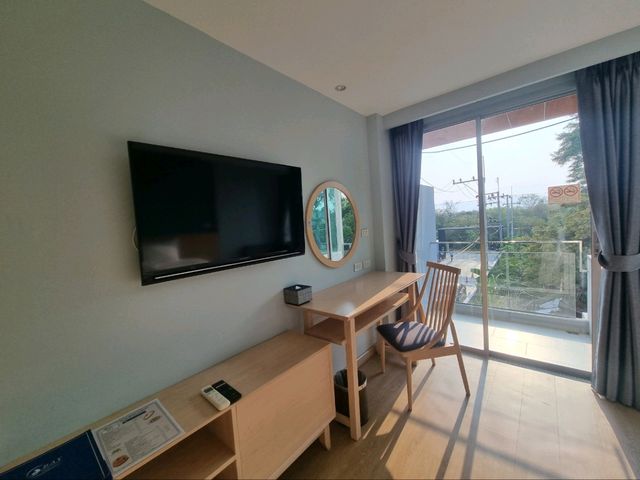 Bay Window @ Sea Hotel ชะอำ