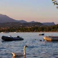 A picture perfect lake
