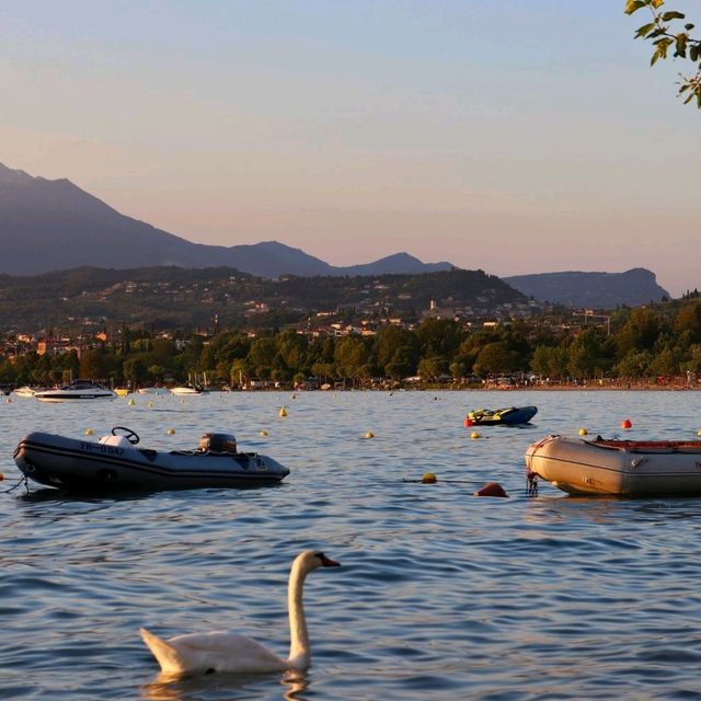 A picture perfect lake