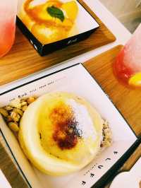 【長野県/茅野　フワフワパンケーキ🥞とカワイイ色のピーチロゼレモネード🍋】