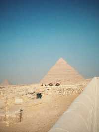 人がいないエジプトのピラミッド🇪🇬この時間に行けば激推しショットが撮れちゃう📸