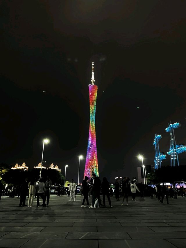 廣州塔：免費觀賞燈光秀適合晚上欣賞