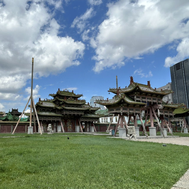 Bogd Khan Palace Museum - Explore Mongolia’s Royal Legacy