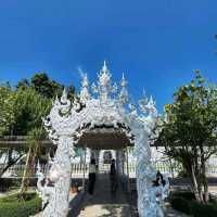 🏯 วัดร่องขุ่น 
