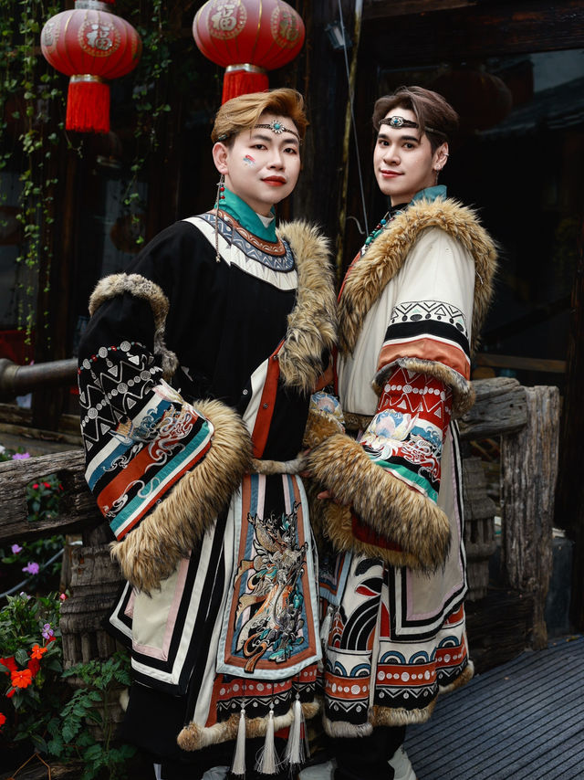 แปลงร่างเป็น พส จีน ที่เมืองเก่าลี่เจียง Lijiang 