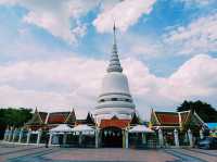 曼谷寺廟景點：Wat Phra Si Mahathat Woramahawihan瑪哈泰寺，適合休息發呆拍照📸打卡