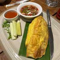 "เกียรตินิยม" ร้านอาหารไทยฟิวชั่น