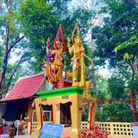 วัดเขาไม้แดง