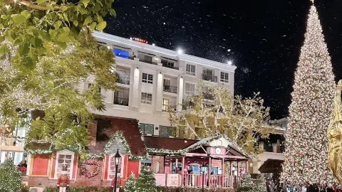 Holiday Magic at The Americana at Brand: A Christmas to Remember — traveler post in Glendale