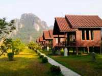 ที่พักวิวสวย วังเวียง Bananna Bungalows