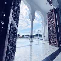 Beauty lies in the eyes of beholder, Masjid Baiturrahman ,Banda Aceh