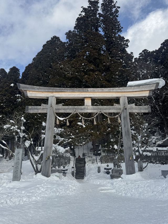 冬の戸隠神社中社❄️神秘的な雪景色と心癒される参拝