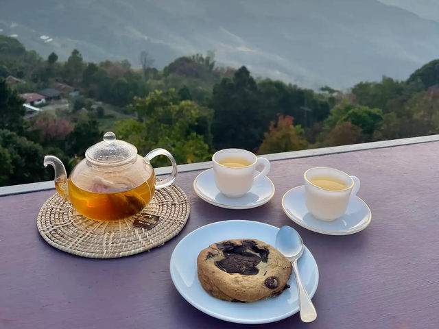 บ้านกาแฟฟาร์ม ที่พักโรแมนติกบนดอยผาตั้ง