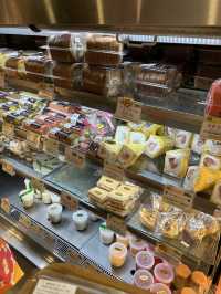 Bakery โฮมเมดเจ้าดังย่านพร้อมพงษ์ Custard Nakamura