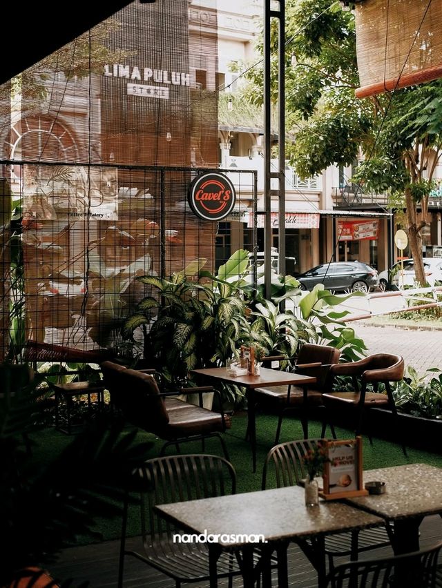 Yard Cafe
