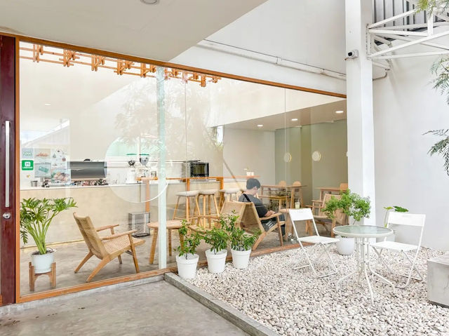 One Another Cafe บางปู