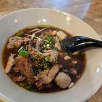 ร้านอาหารบ้านก๋วยเตี๋ยว