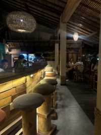 Sip, Relax, Repeat – Cocktails at Treehouse Restaurant & Bar 🍹🌴