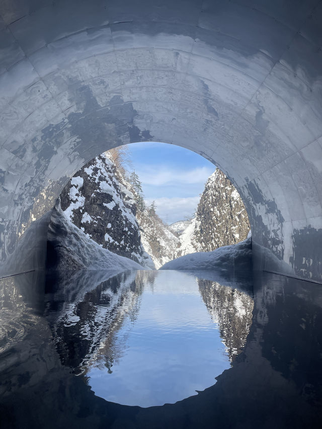 The Most beautiful and photogenic snowy landscape in Japan