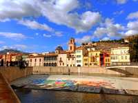 奧裡韋拉 (Orihuela) 為遊客提供了一個享受大海和陽光的好地方、一個宏偉的市中心