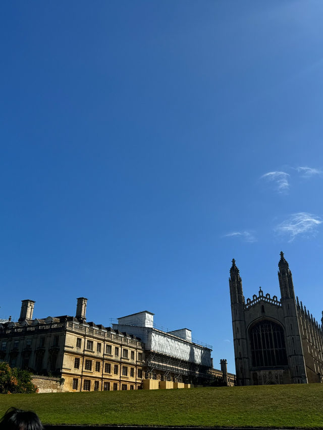 Spring in Cambridge: A Dreamy Riverside Bloom