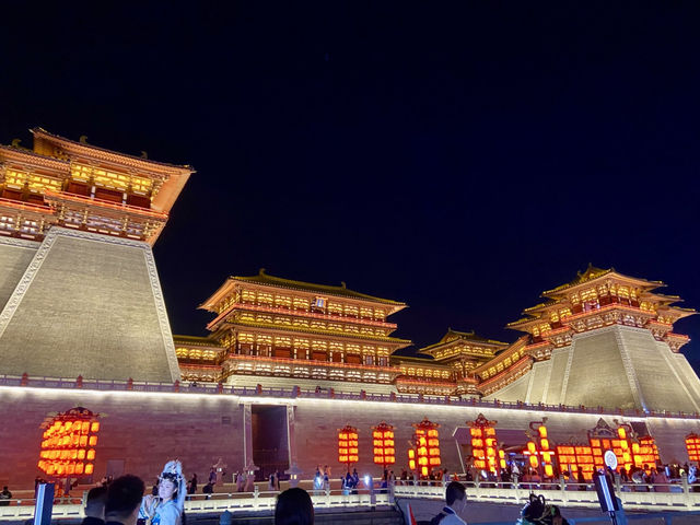 ✨ 🏯夜色中璀璨奪目的「洛陽應天門」✨