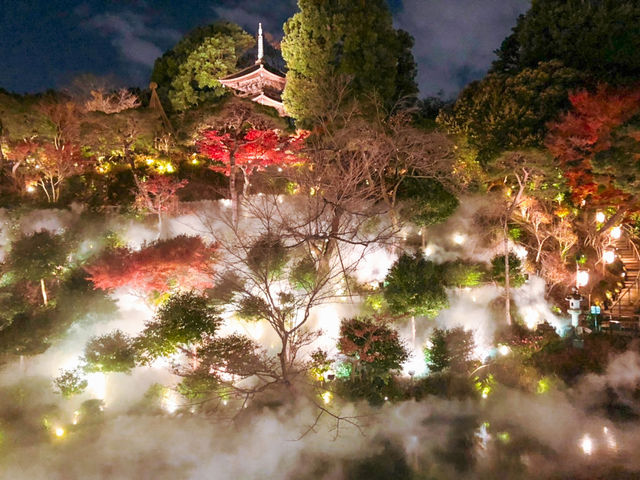 【東京】広大な日本庭園で雲海を堪能できるホテル