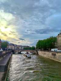 Seine River Banks: Two Distinct Worlds