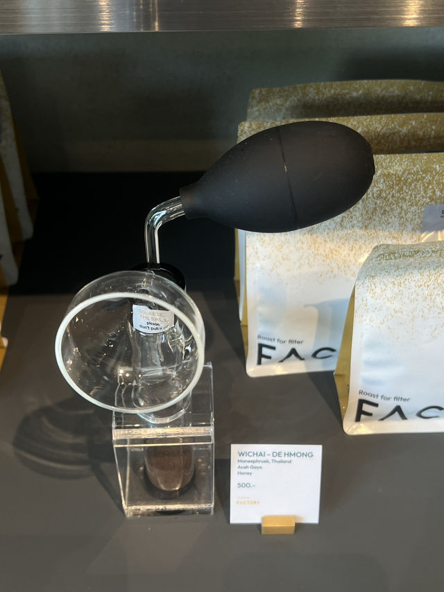 รีวิว Factory Coffee HQ กรุงเทพฯ ✨