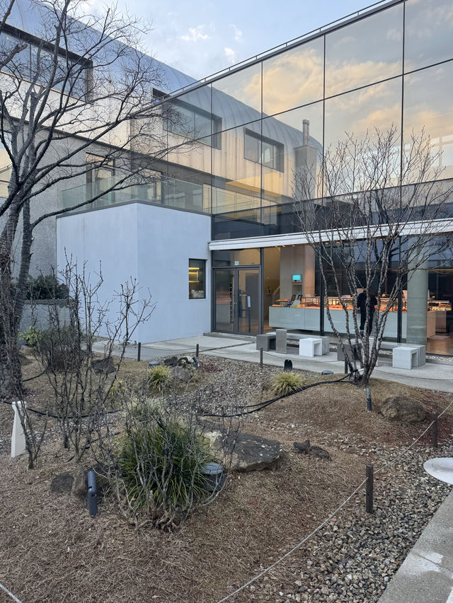 부산 기장 오션뷰 분위기 좋은 베이커리 카페 칠암사계