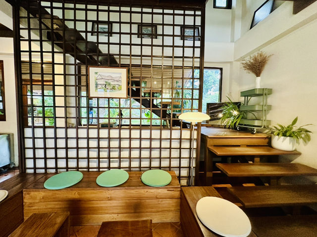 Indulge with coffee for a while at Khna