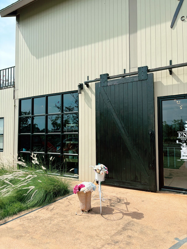 ไปนา คาเฟ่ (Paina Coffee and Eatery)