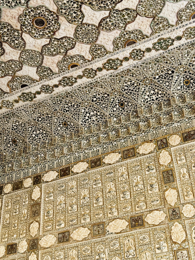 The Timeless Elegance of Amber Fort 🏰