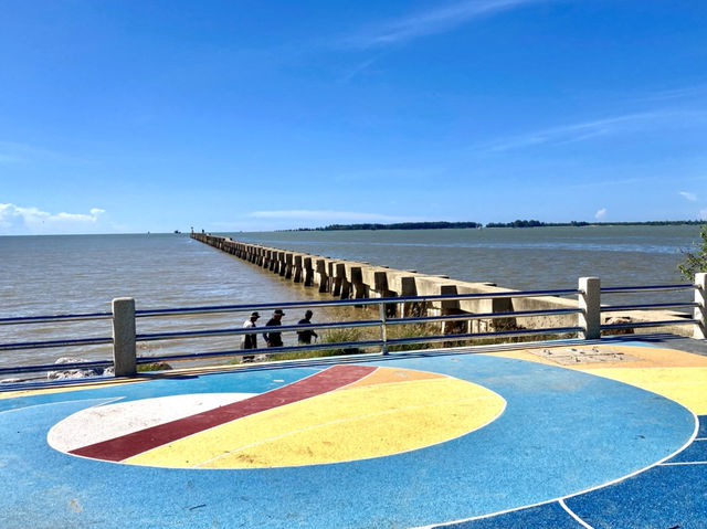 The Serenity of Pattani’s Shoreline