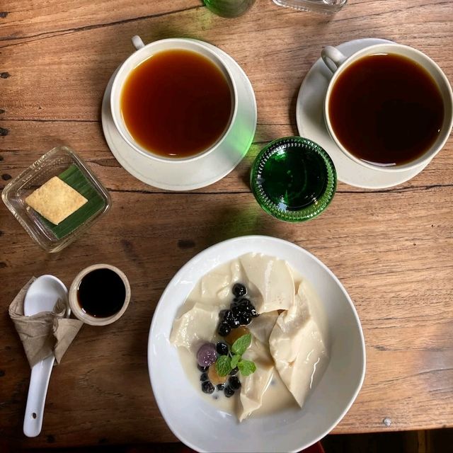 excellent coffee and vibe