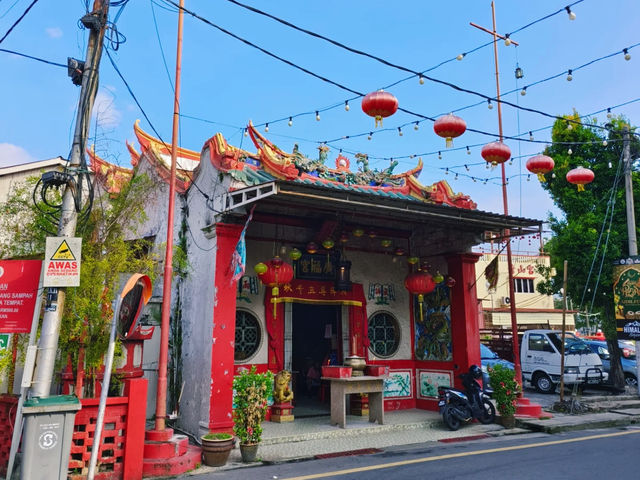 Discovering Jonker Walk: A Daytime Gem