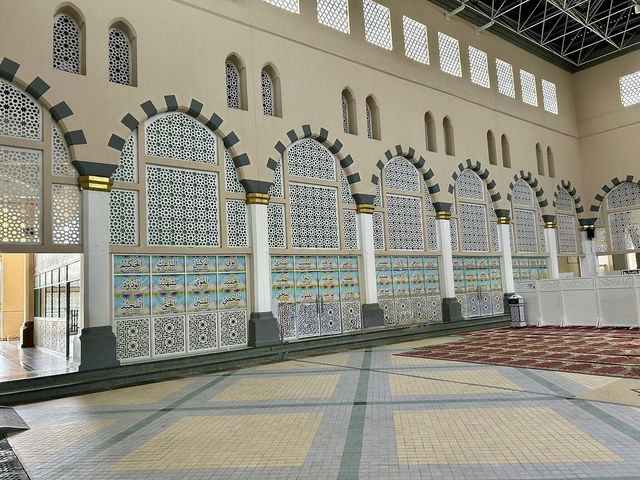 Review of Kota Kinabalu City Mosque (Floating Mosque)