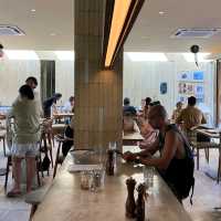a very good dining experience. 