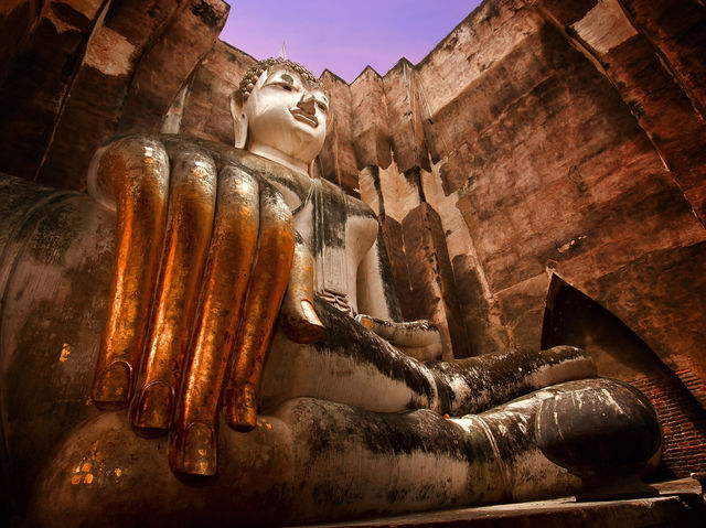 🏛️🌿 SUKHOTHAI WEEKEND ESCAPE: Cycling Through Thailand's Golden Age! 