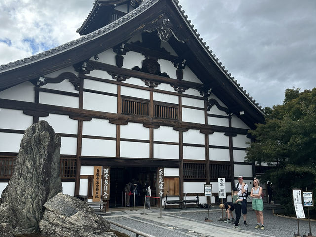 京都天龍寺：穿越時光的禪意之旅，在嵐山竹林中尋找內心的寧靜！