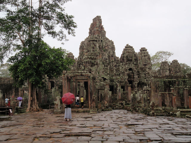 Whispers of Stone: A Morning at Bayon Temple