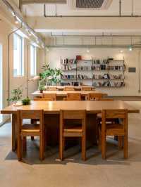 PORARY BOOKS