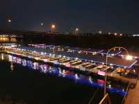 ร้านอาหารฟิวดีริมน้ำมูล ร้านชมจันทร์ 