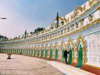 U Min Thonze Pagoda: The Radiant Crescent of Sagaing Hill
